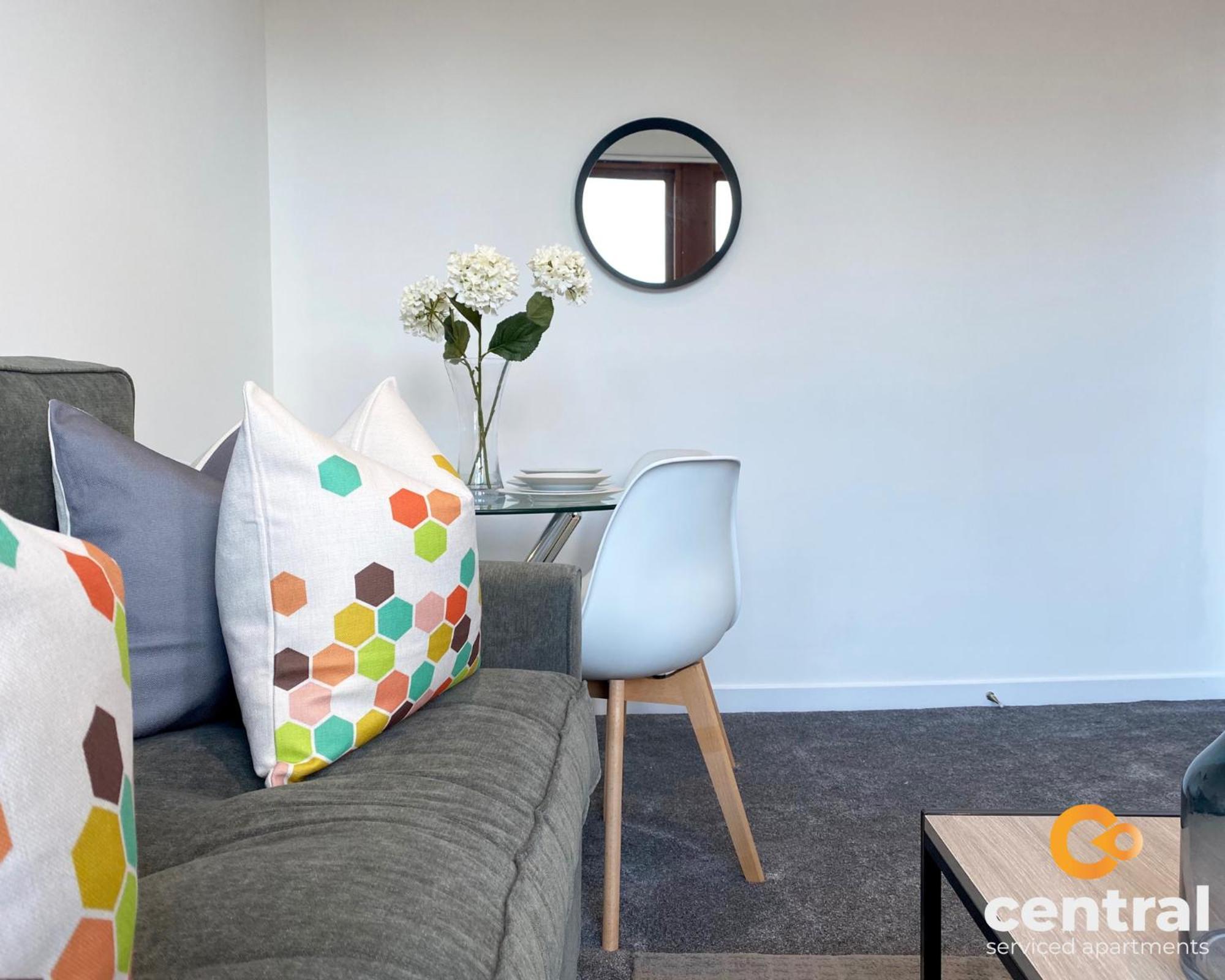 Central Serviced Apartments - Cosy 1 Bedroom - Walk Away From City Quay V&A - Walk To Bus And Train Station - Easy Access To City Centre - Fast Wi-Fi - Fully Equipped - Weekly & Monthly Stay Offers Dundee Esterno foto