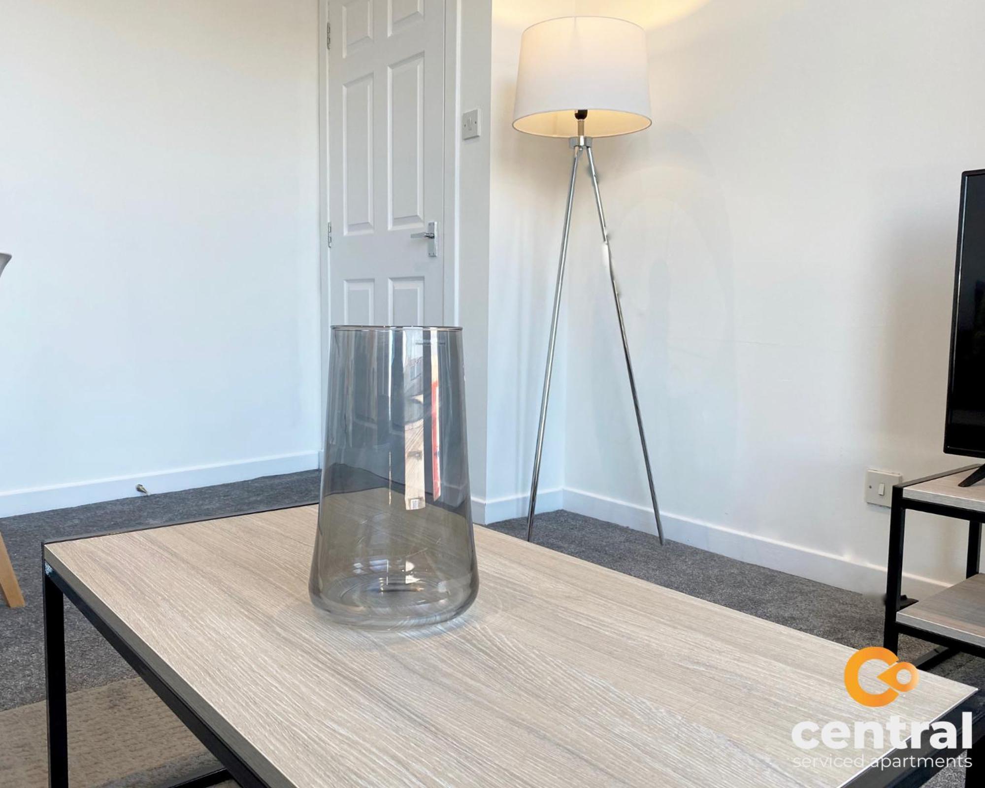 Central Serviced Apartments - Cosy 1 Bedroom - Walk Away From City Quay V&A - Walk To Bus And Train Station - Easy Access To City Centre - Fast Wi-Fi - Fully Equipped - Weekly & Monthly Stay Offers Dundee Esterno foto