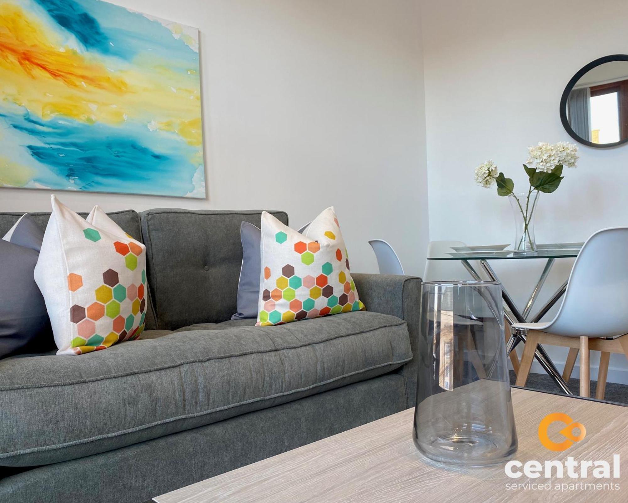 Central Serviced Apartments - Cosy 1 Bedroom - Walk Away From City Quay V&A - Walk To Bus And Train Station - Easy Access To City Centre - Fast Wi-Fi - Fully Equipped - Weekly & Monthly Stay Offers Dundee Esterno foto